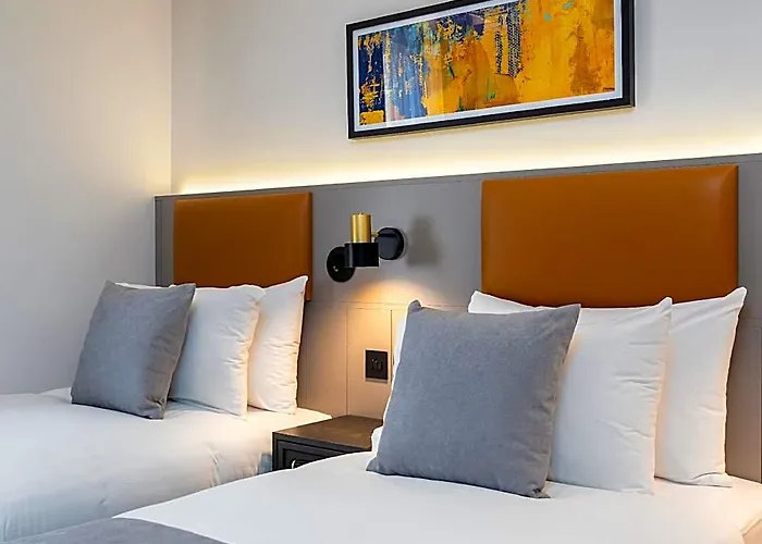 Chiswick Rooms London